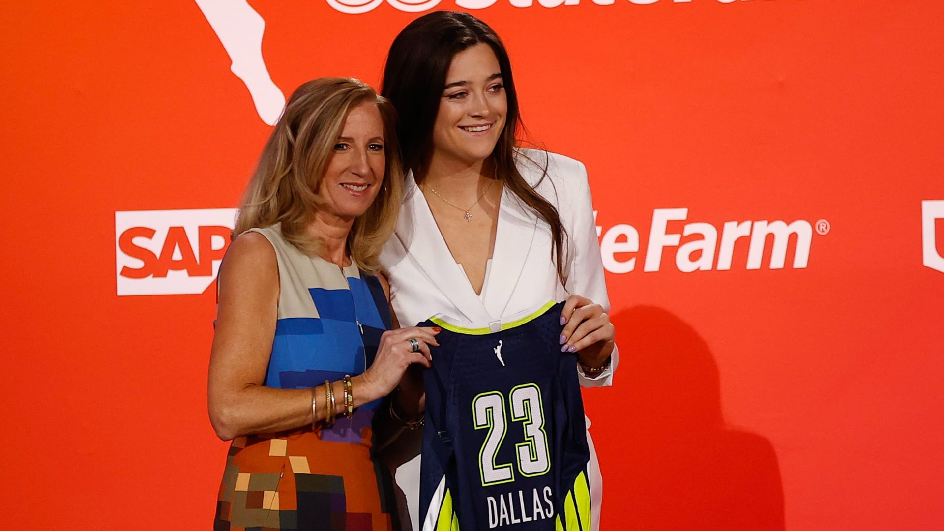 Dallas Wings gear up for first round series against Connecticut Sun - Axios  Dallas
