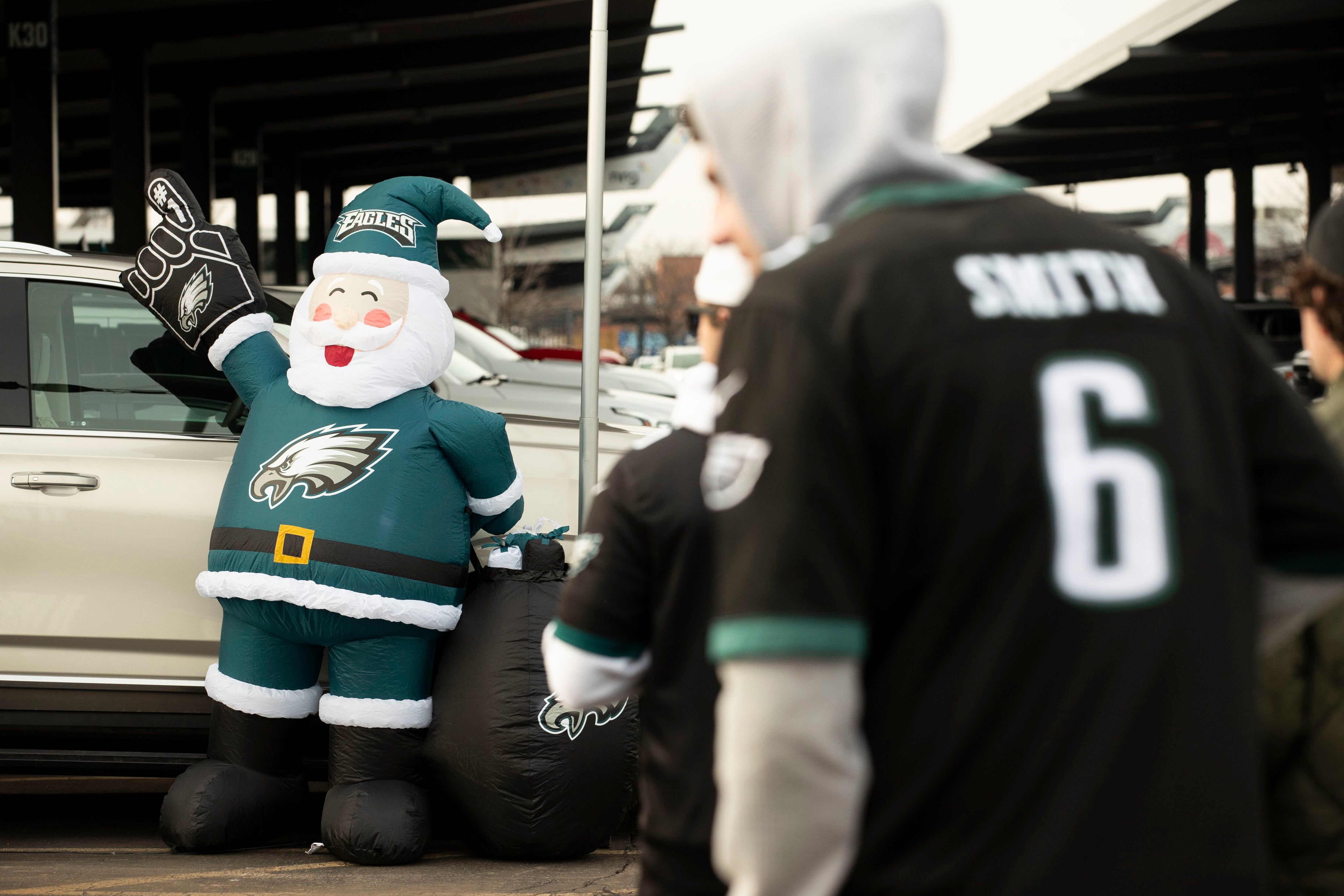 Eagles LOCKER Room Celebrate NFC East Championship #1 seed 