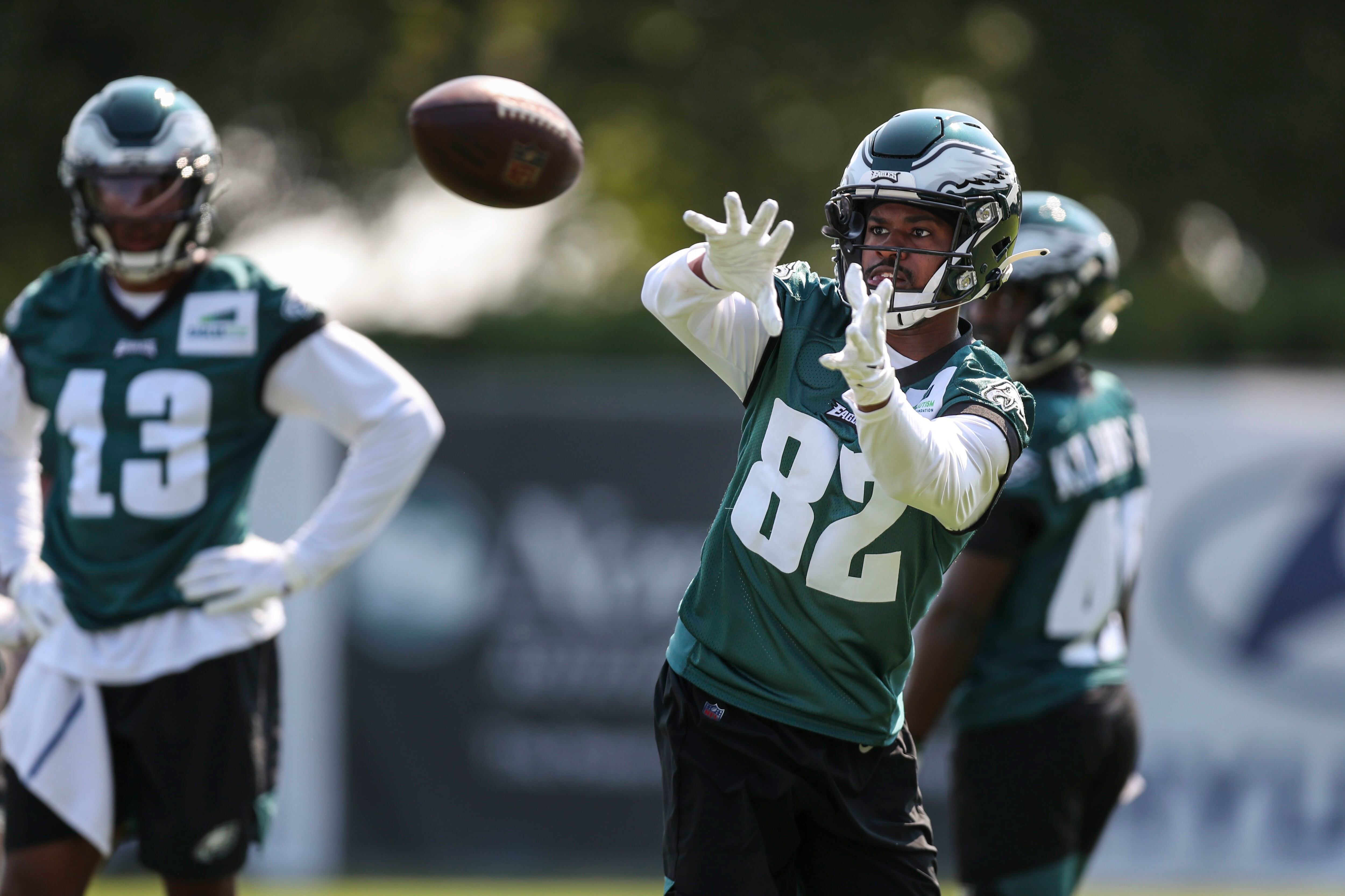 Hurts shrugs off chatter about Eagles pursuing Watson – Trentonian