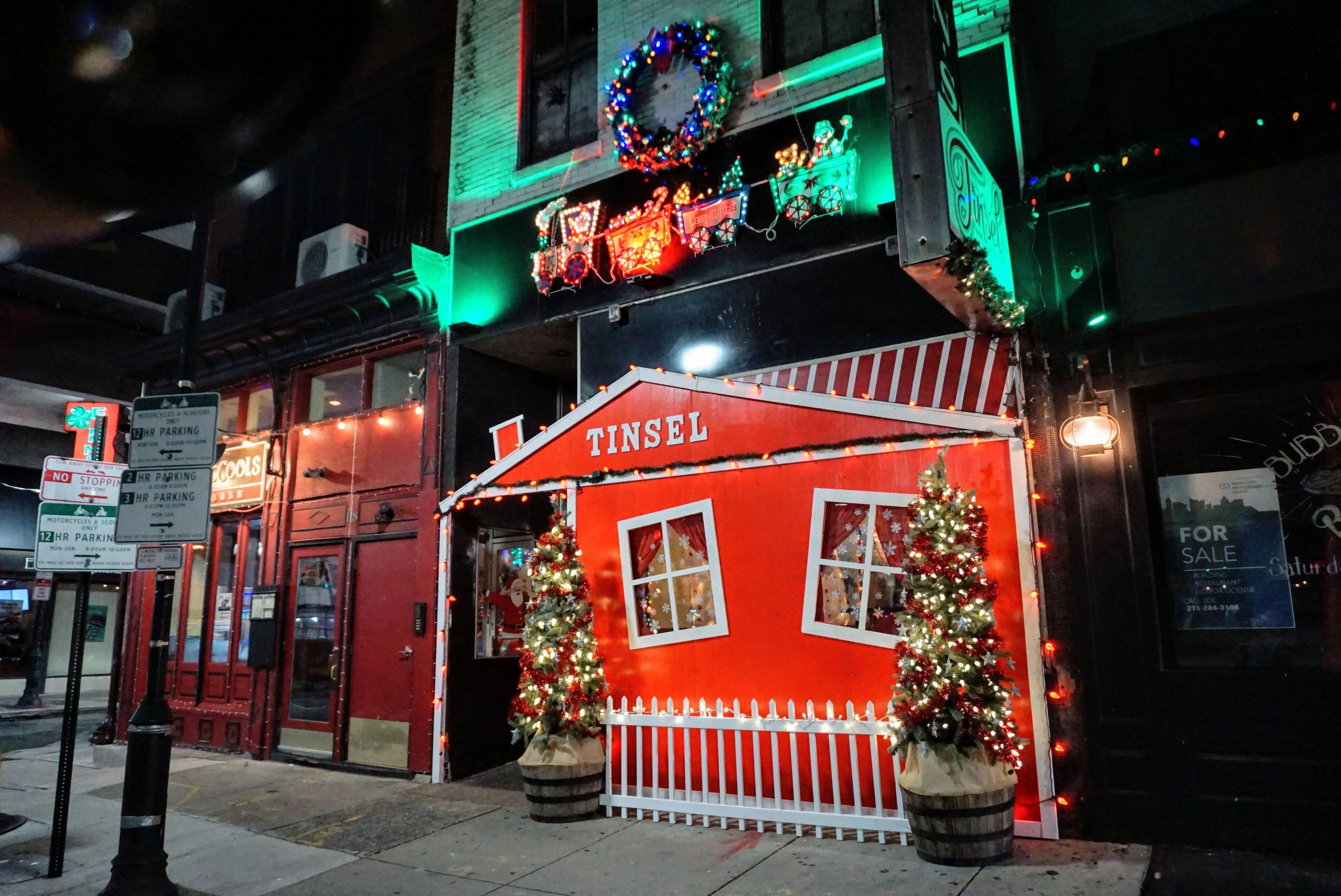 12th Street Tavern – Open Daily: 11:00AM – 10:00PM