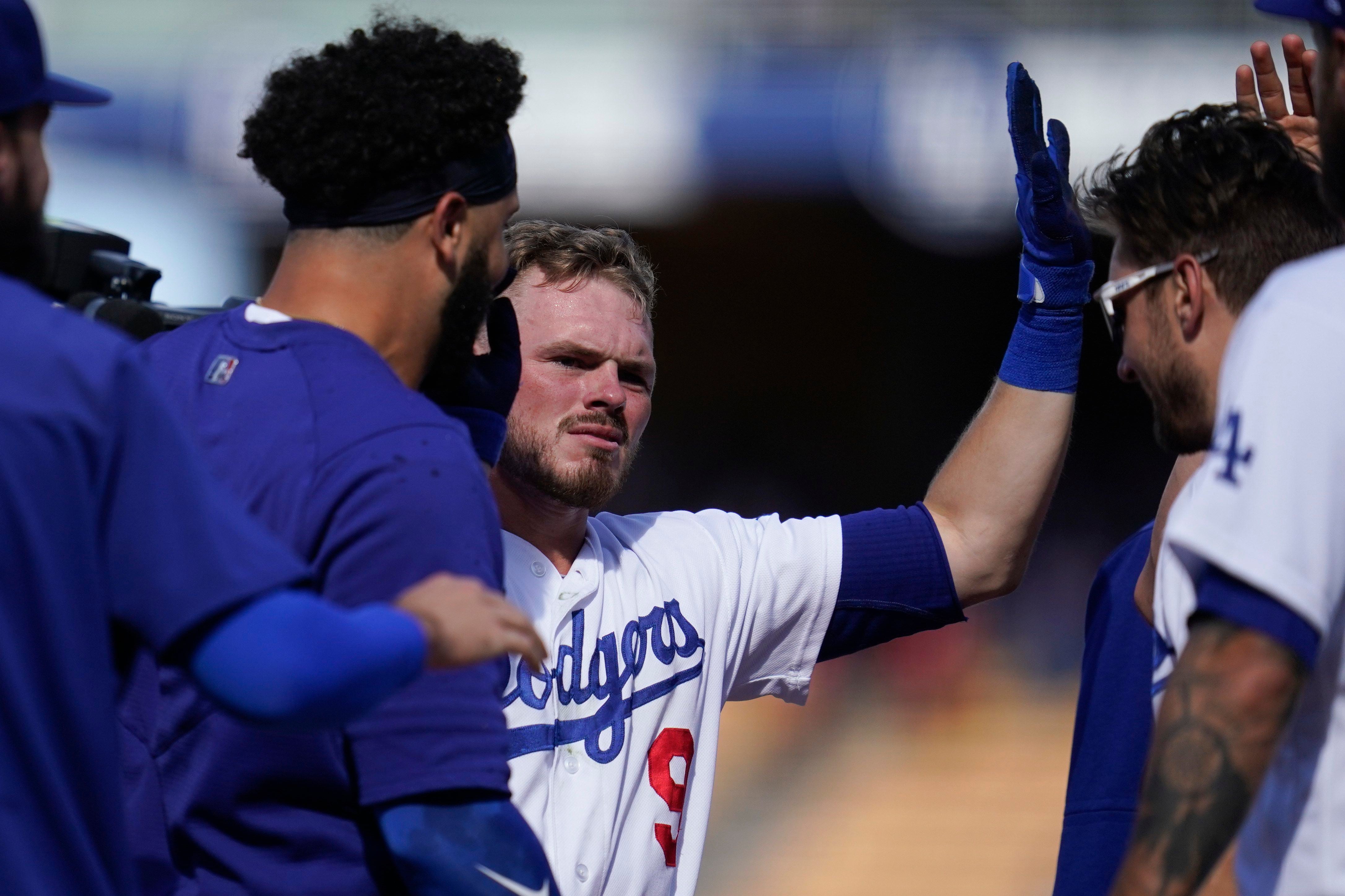 Dodgers' shortstop solutions after Gavin Lux's season-ending