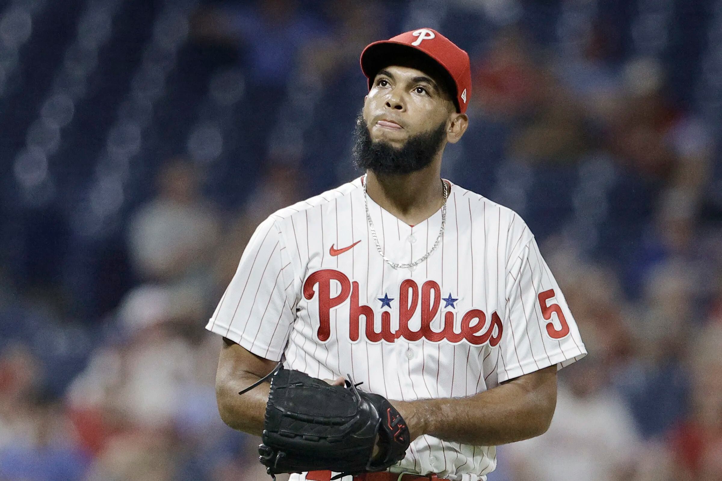 Phillies Nation on X: Seranthony Domínguez, by the skin of his teeth,  escapes with the lead intact.  / X