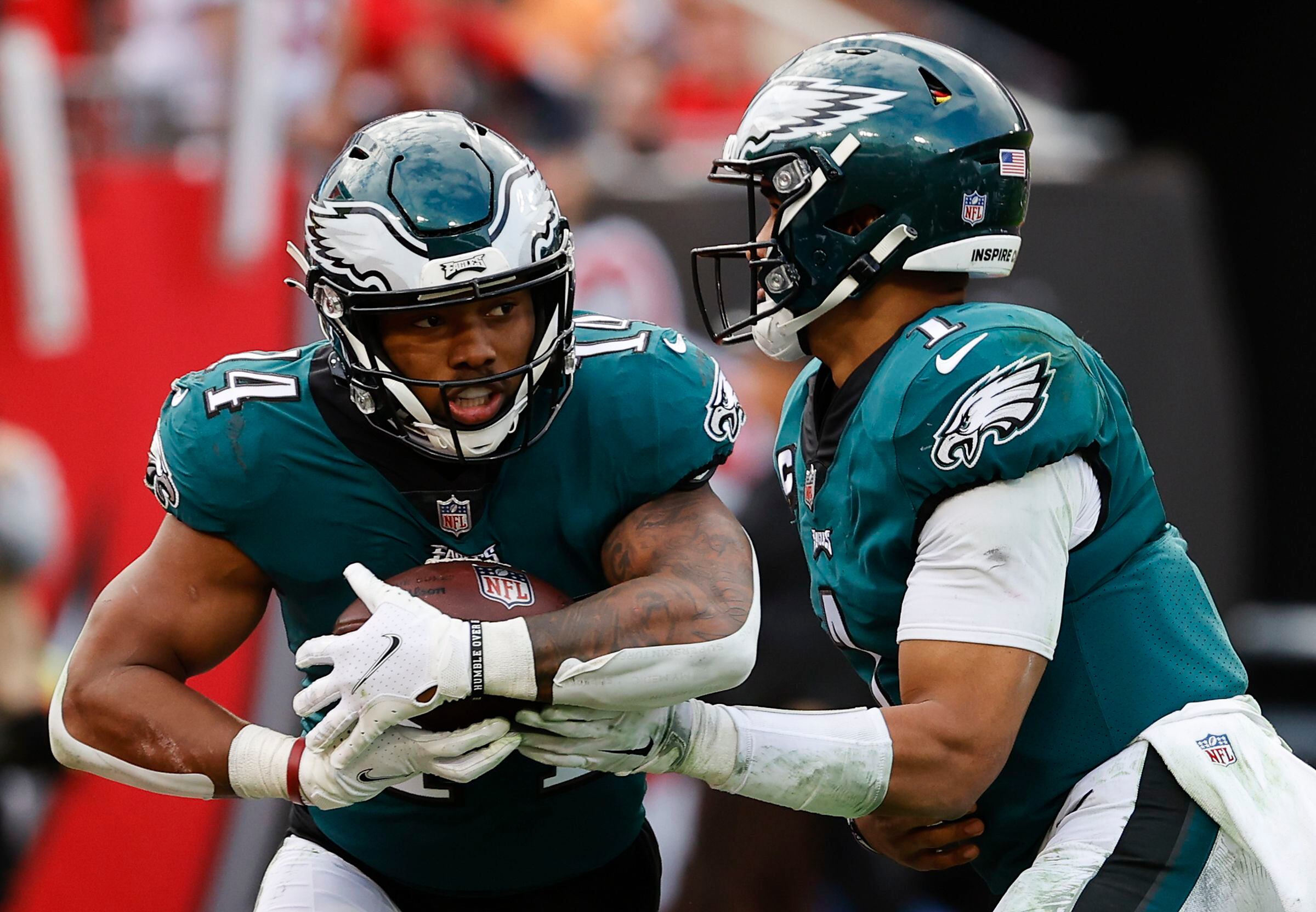 Eagles News: The Miles Sanders/Kenneth Gainwell dynamic - Bleeding