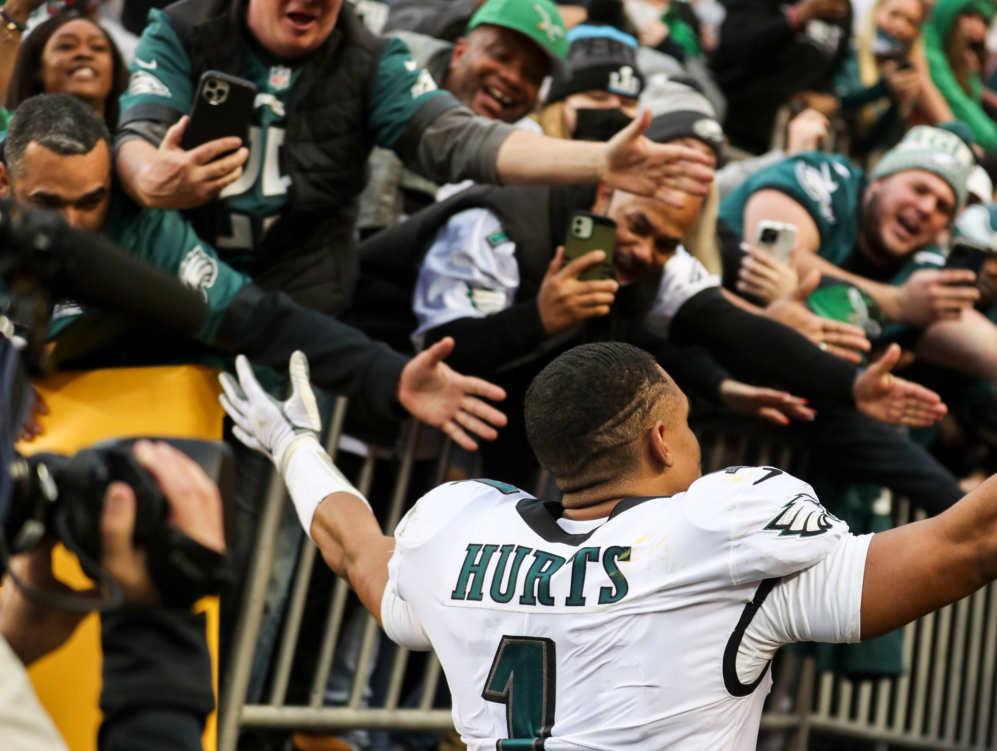 Jalen Hurts nearly crushed by Eagles fans as railing collapses at FedEx  Field