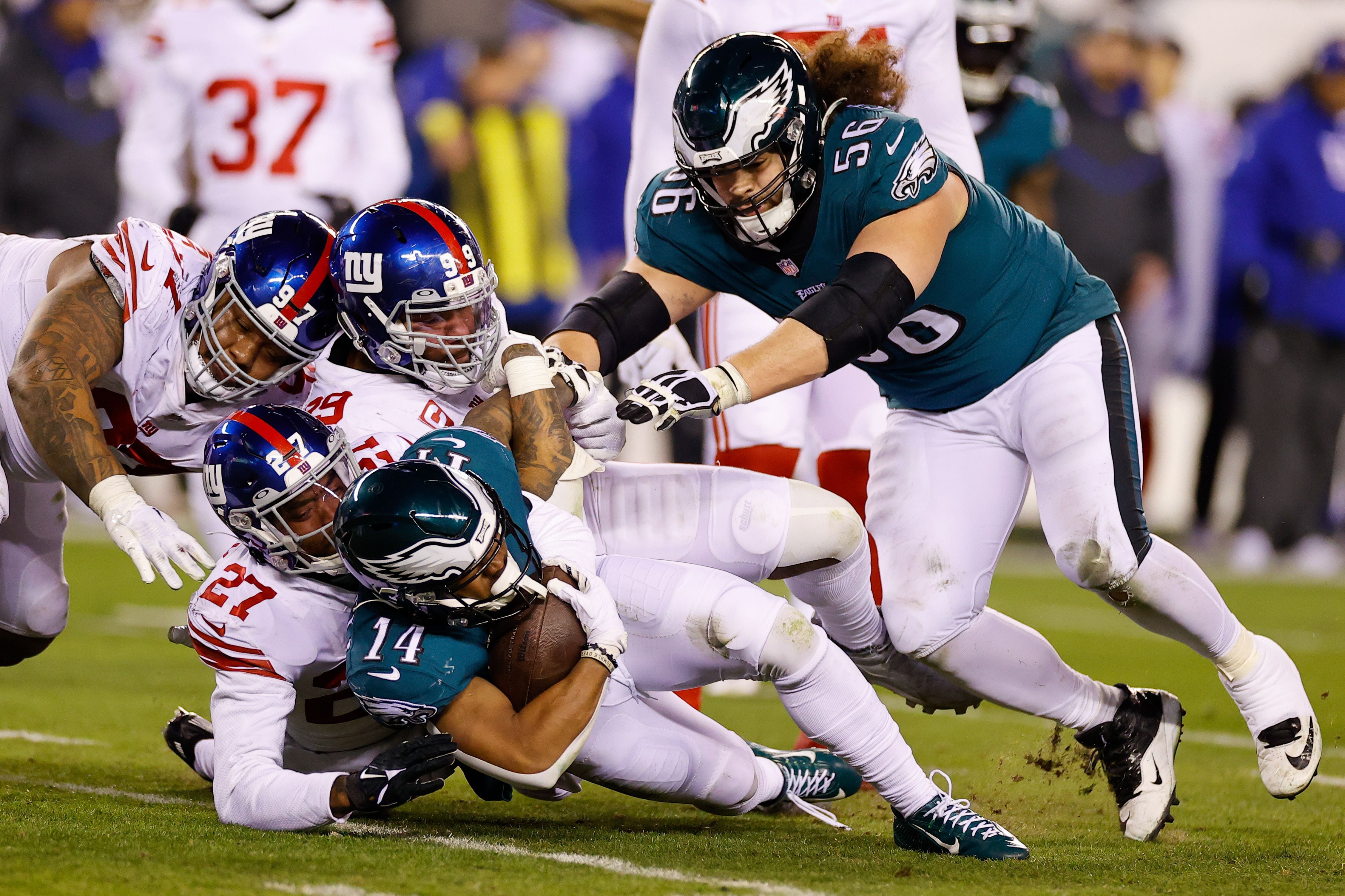 Eagles dominate Giants, punch ticket to NFC Championship game