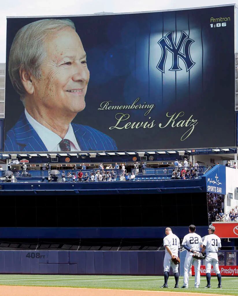 Philadelphia Phillies hold moment of silence for Israel before MLB playoff  game