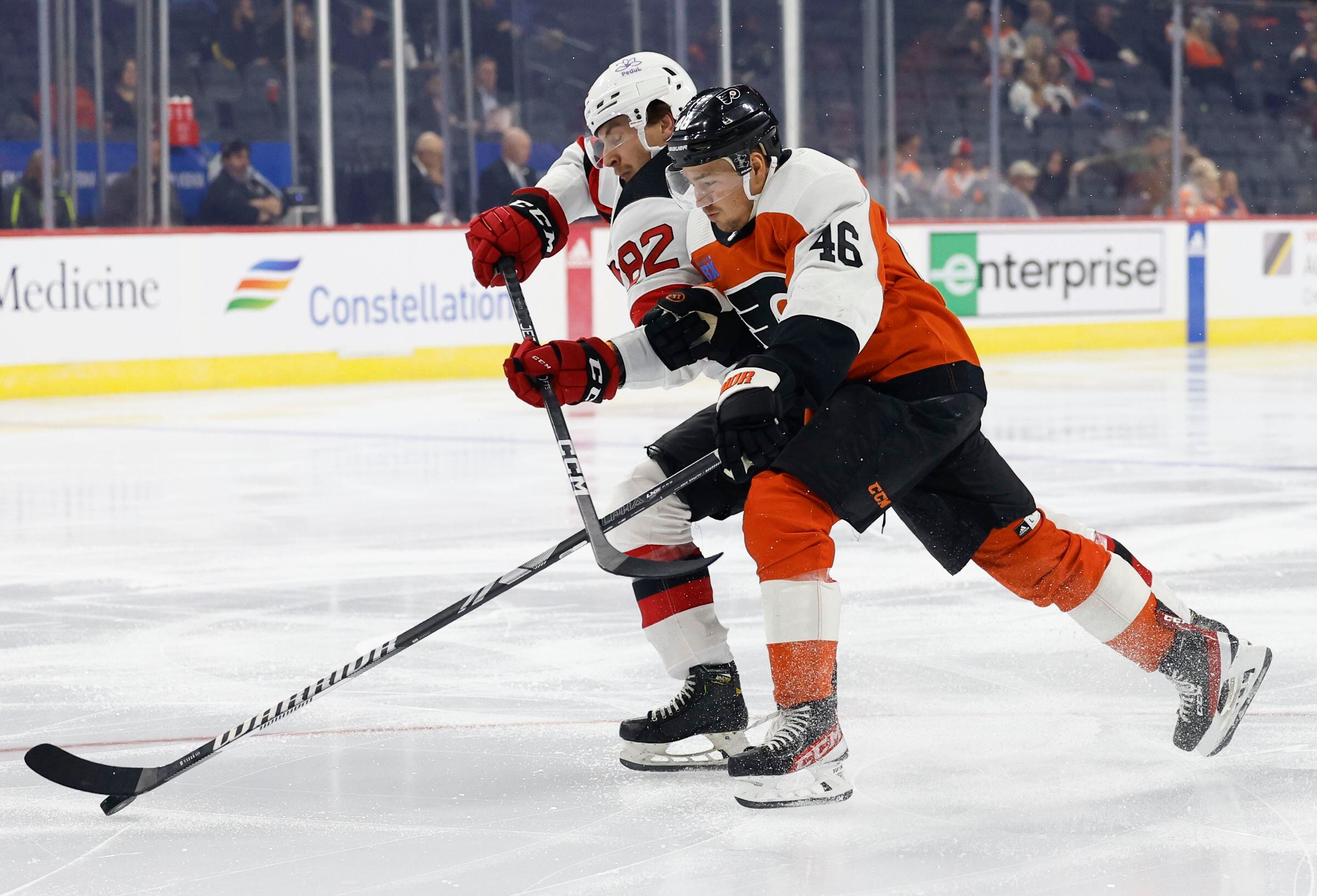 Hart, Flyers send Devils to 4th straight loss, 2-1 - The San Diego  Union-Tribune