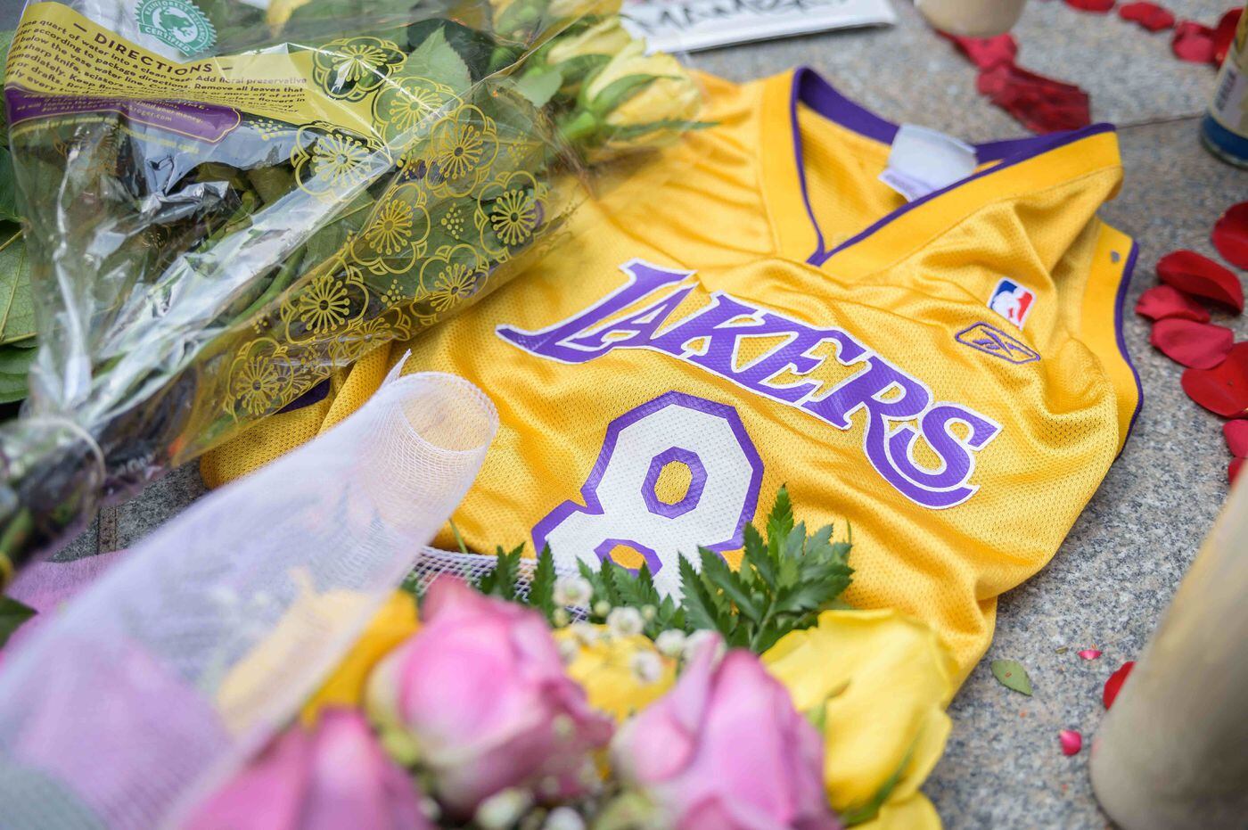 Kobe Bryant Dead: Los Angeles Lakers Star In Helicopter Crash In 