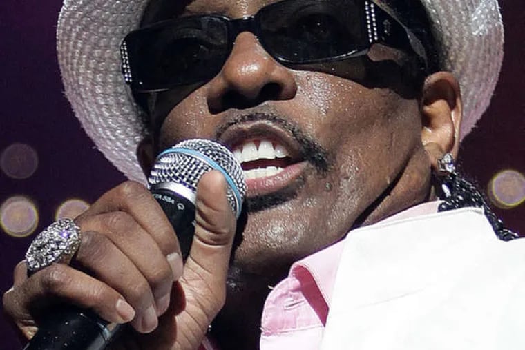 Charlie Wilson brings his tough romance to Boardwalk Hall on Saturday.