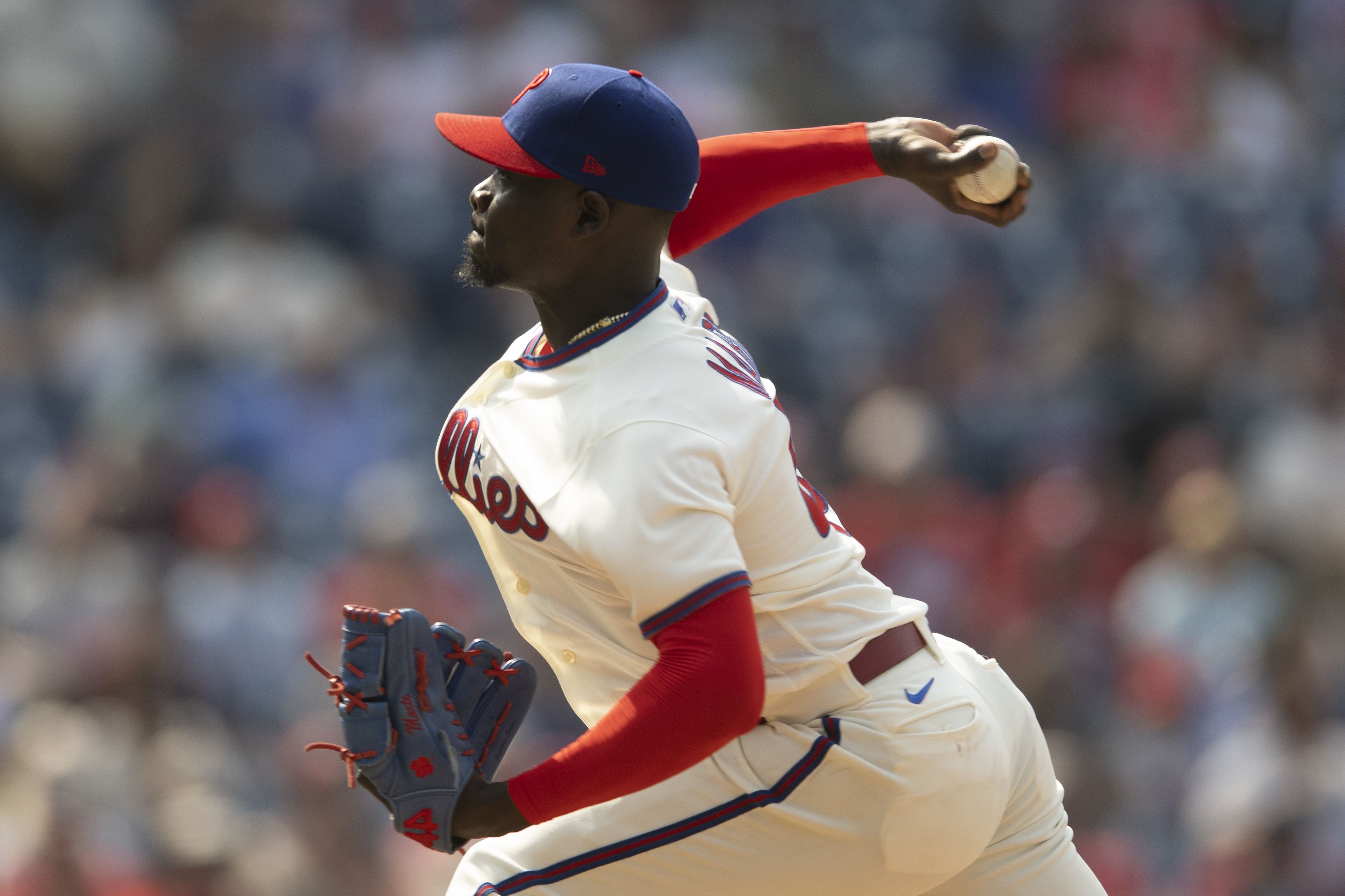 Phillies injuries: Closer Seranthony Domínguez lands on IL; Corey