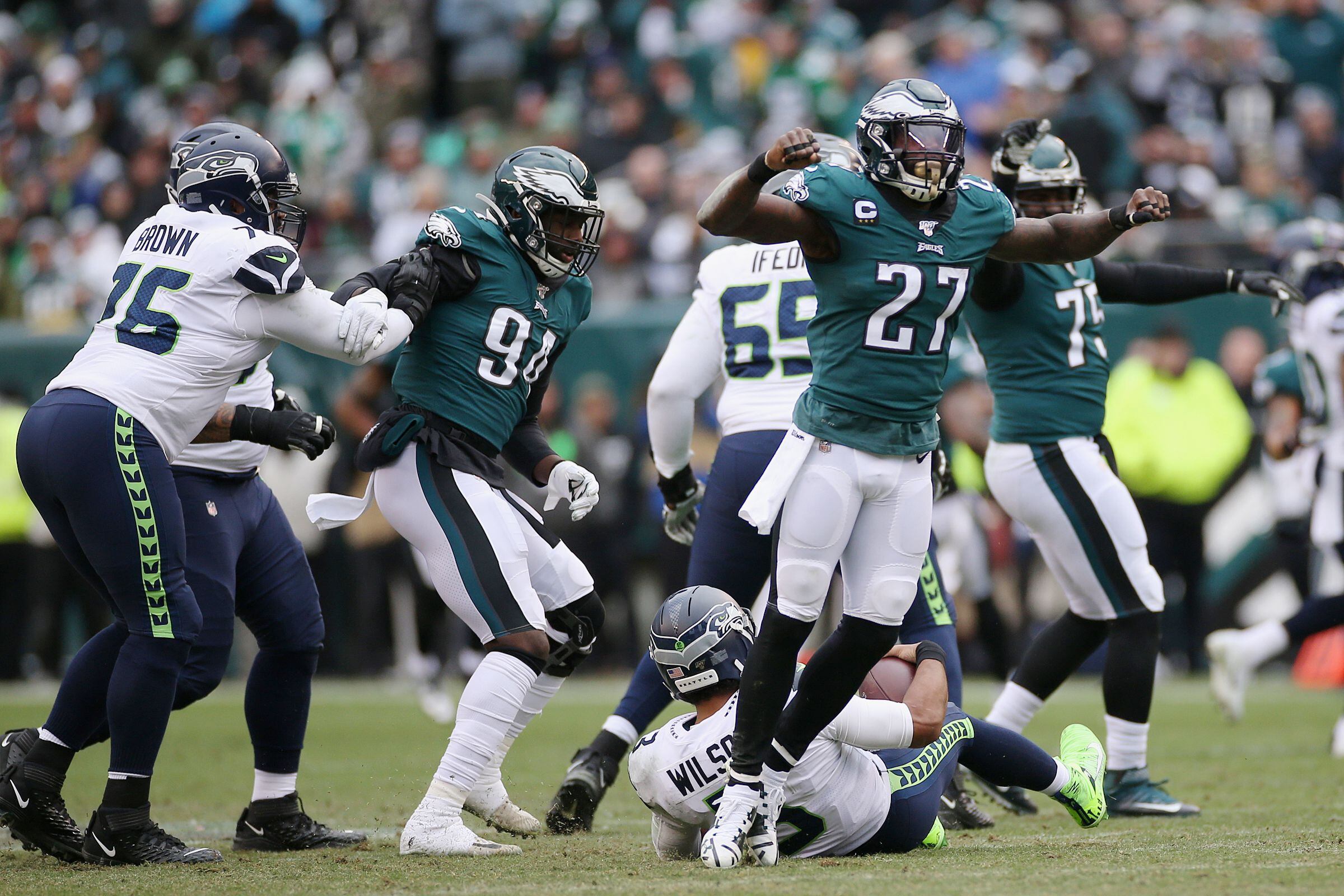 Lane Johnson opens up about tribute to Jason Peters during intros